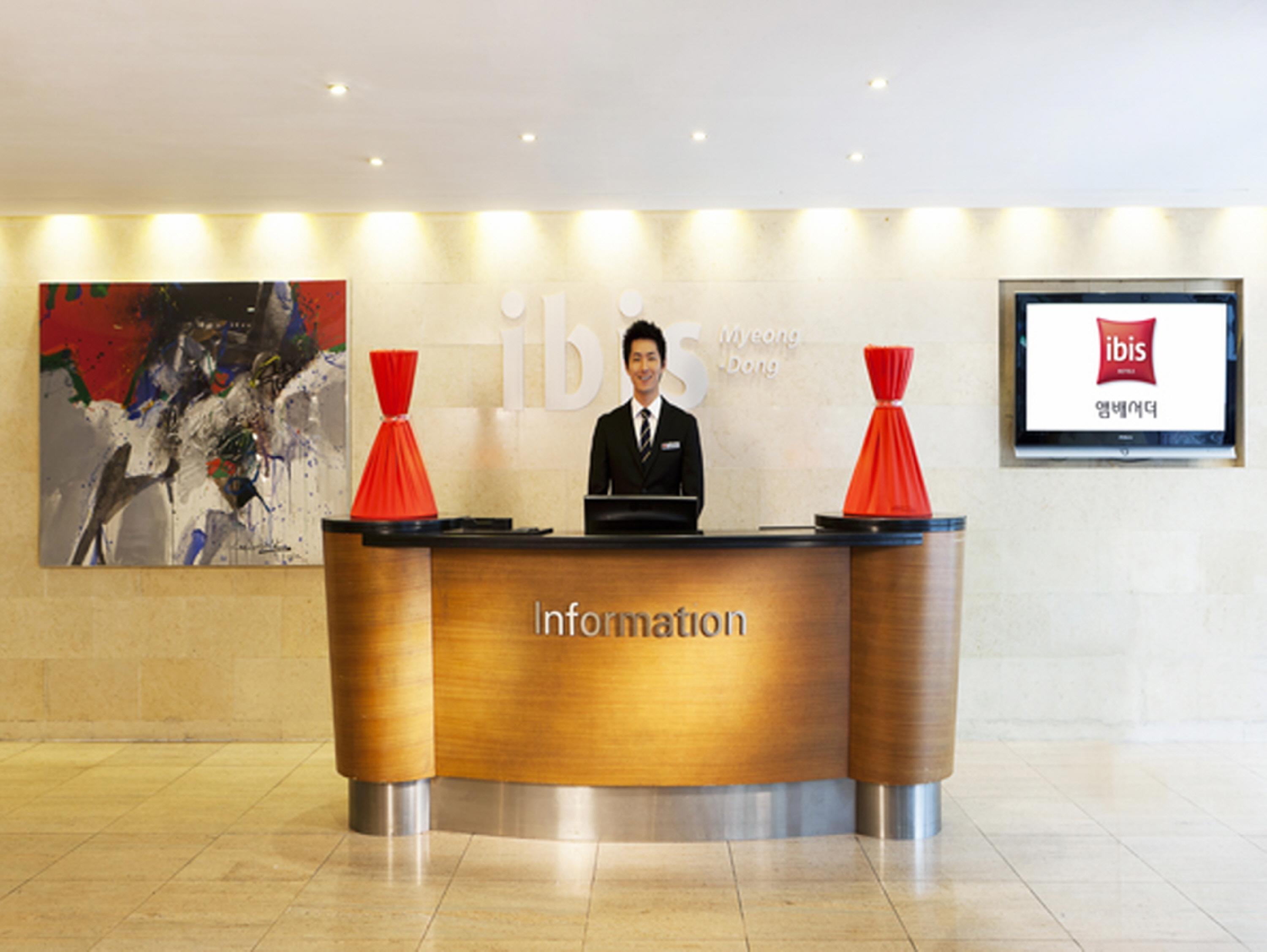 Ibis Ambassador Myeongdong Hotel Seoul Bagian luar foto
